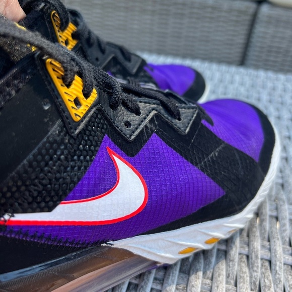 Nike Lebron 18 Low ACG Terra Purple Black White size 8 main image 4